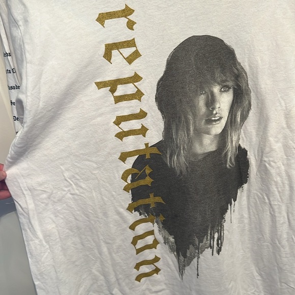 Taylor Swift Reputation long sleeve - Picture 2 of 3